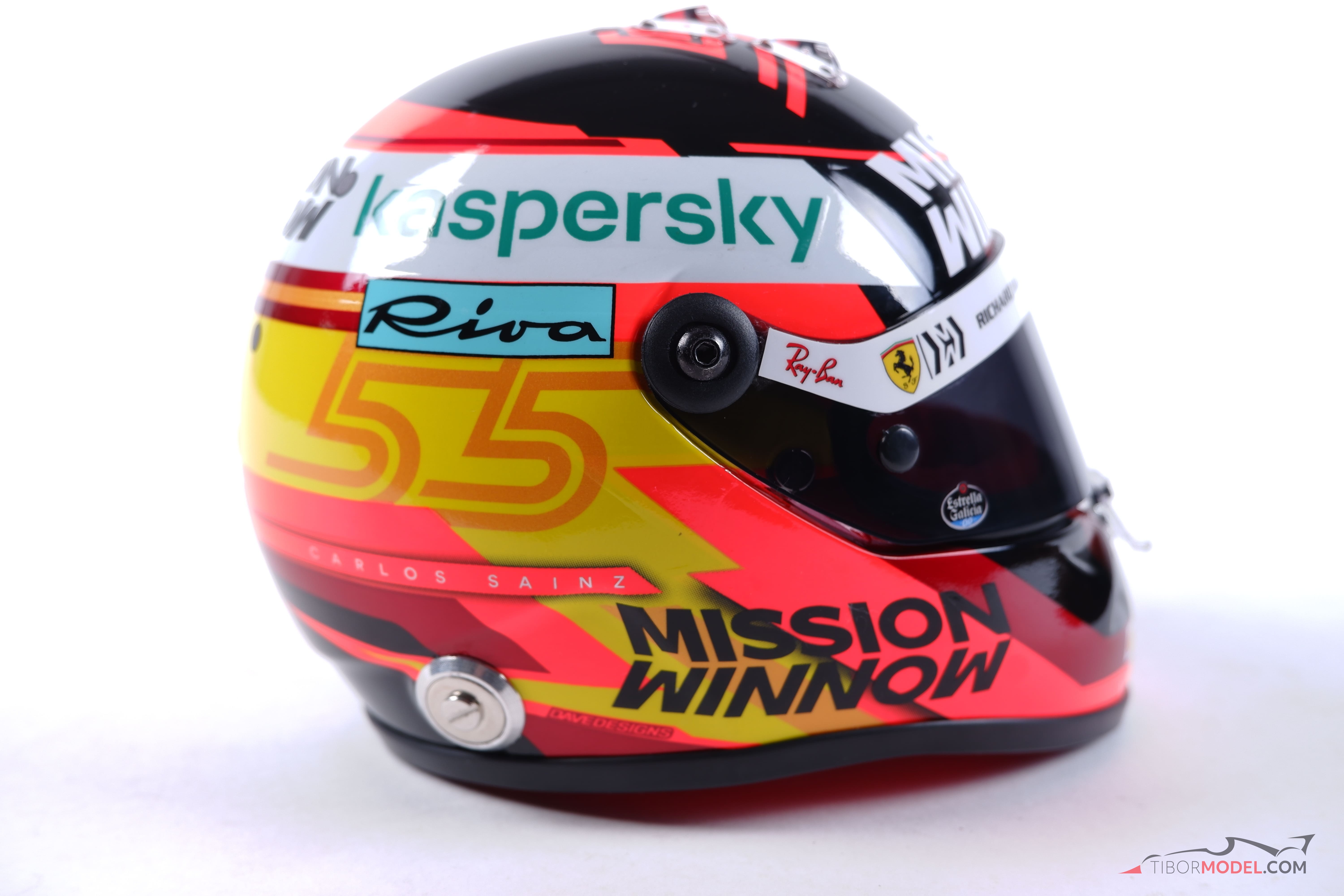 Carlos Sainz 2021 Mission Winnow, Schuberth (8)